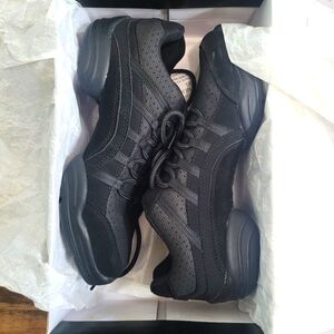 Capezio Rock It DS24 Dance Sneakers – Black, Women’s Size 8